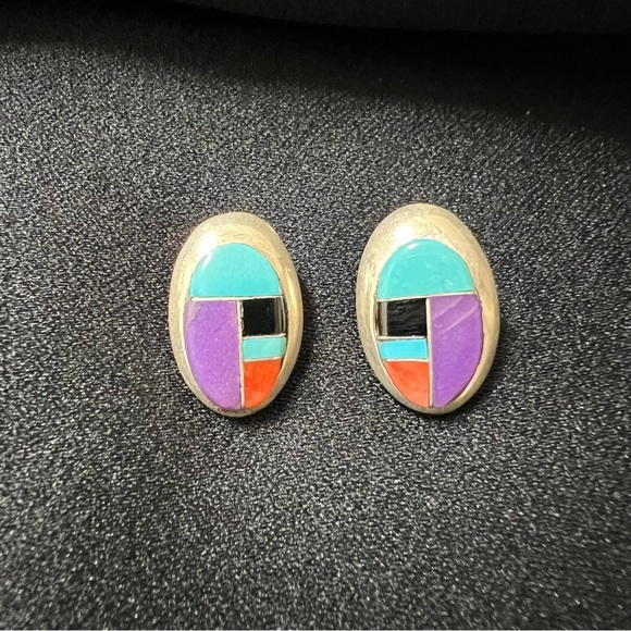 Vintage Native American Sterling Sliver Earrings Signed - Picture 5 of 6